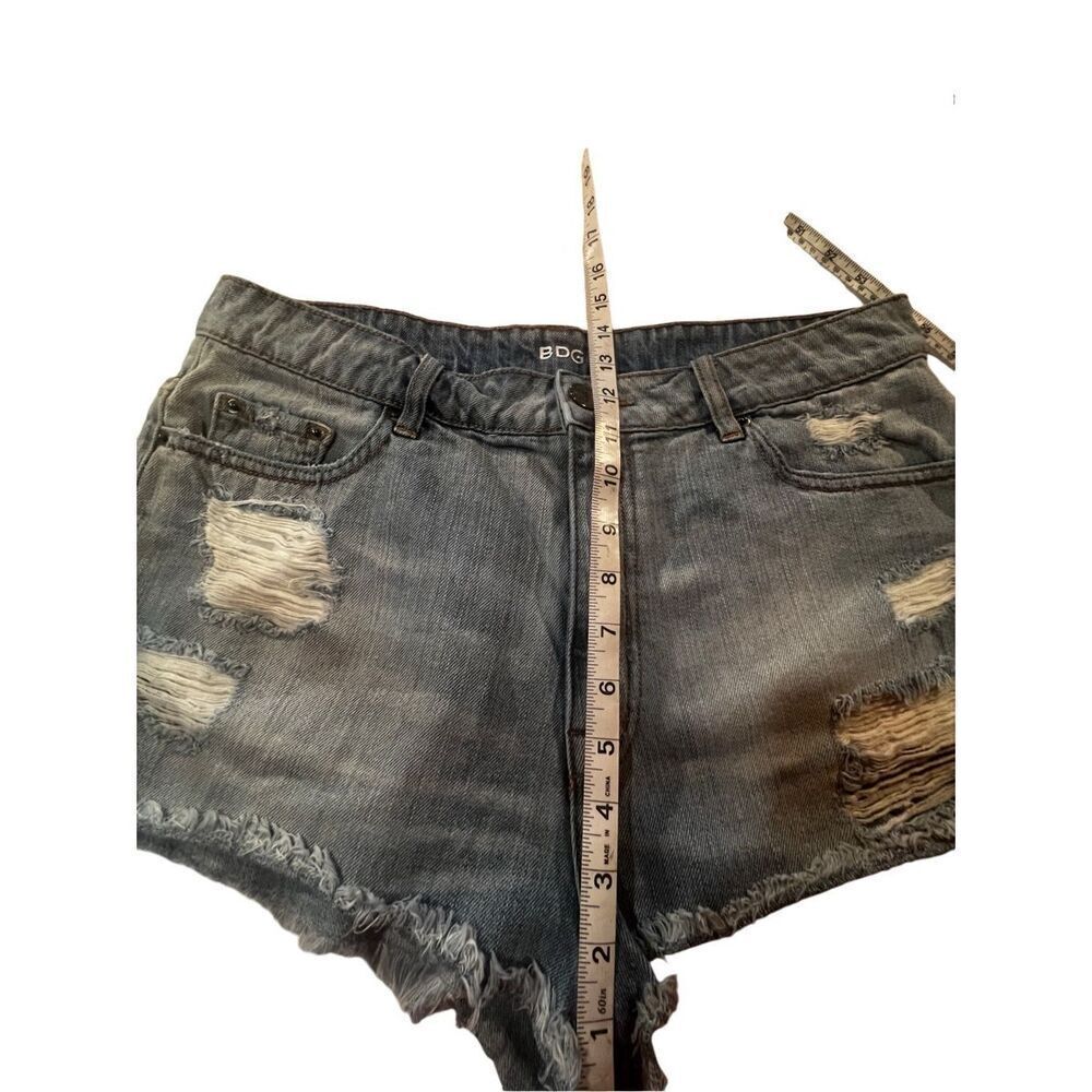 BDG Dree Cheeky High Rise Denim Shorts Sz 32W - Picture 7 of 7